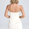 Zoyna Drapiertes A-Linien-Minikleid in Elfenbein