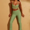 Zuni Petite-Hose mit Schnürung am Rücken in Grün